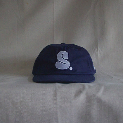 “NAVY ESSENTIALS” cap